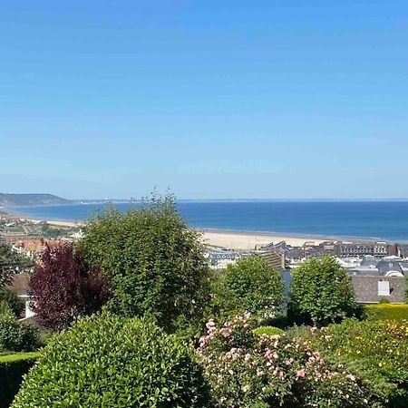 Appartement Avec Terrasse Vue Mer Trouville Sur Mer Esterno foto